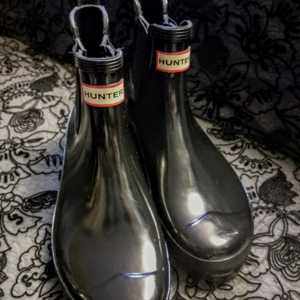 NEW Hunter Chelsea Rubber Boots - Black
